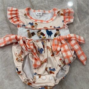 Girls Smocked Farmhouse Rooster Romper with Bows 0-3 Months